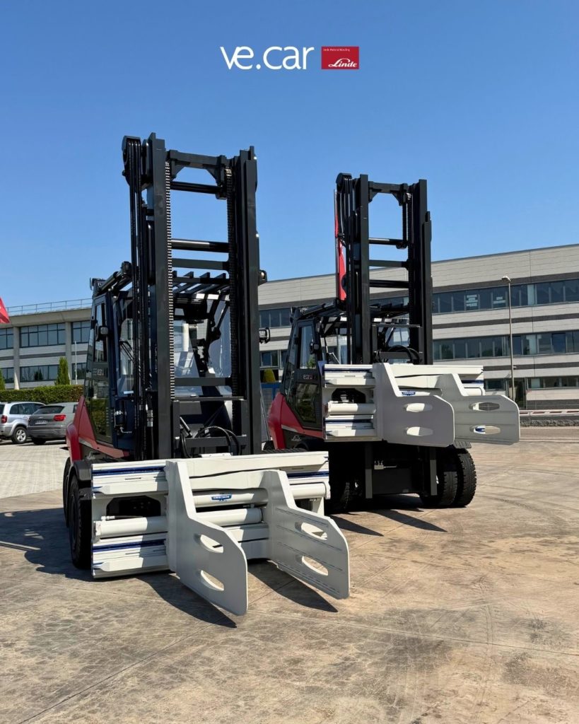 Carrelli elevatori Linde H80 con pinza per balle di cellulosa